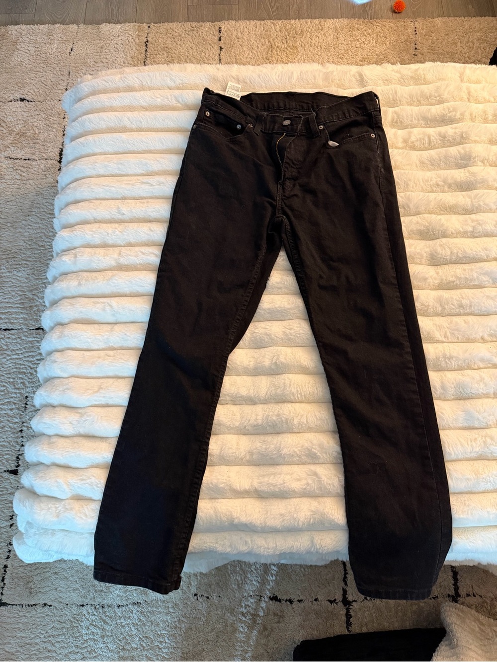 Levi's Men's Black Straight Jeans
